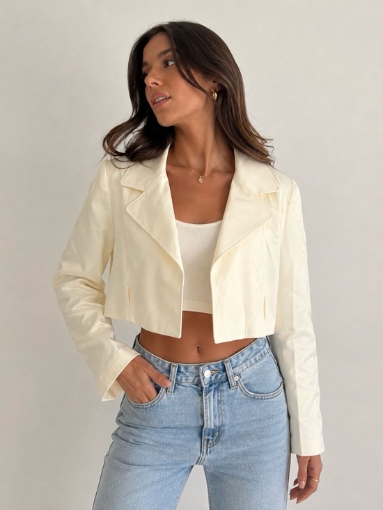 Zara Jackets & Blazers - Zara Satin Effect Cropped Oyster White Blazer Size S MSRP $114